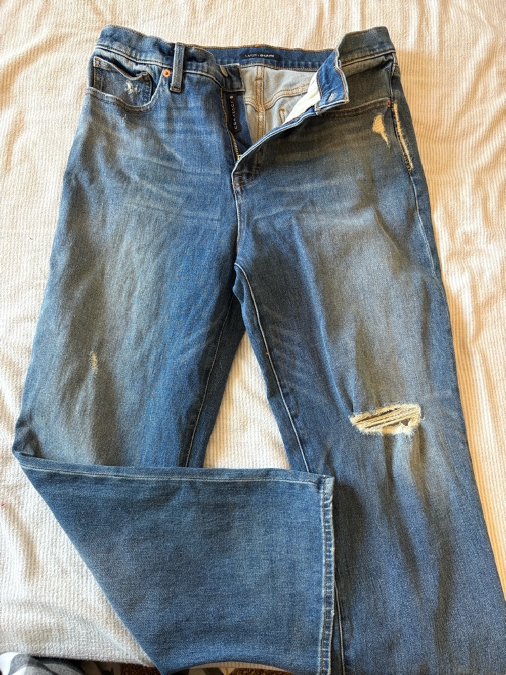 Lucky Brand Women’s Straight Leg Distressed Blue Jeans